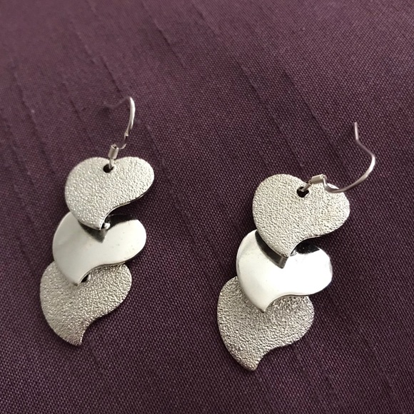 925 Stamped Triplet Heart Earring - Picture 2 of 4